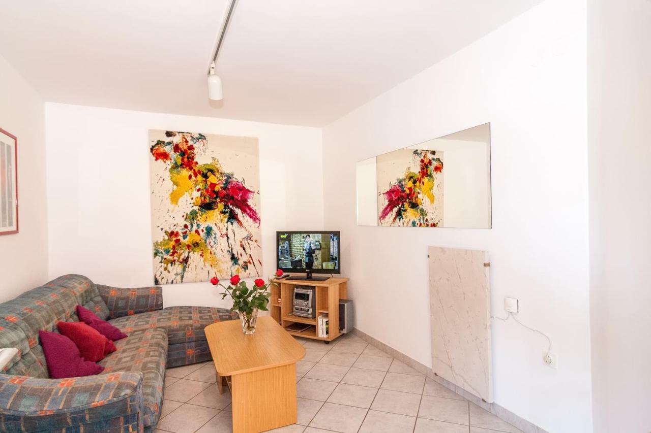 Villa California ポレッチ エクステリア 写真