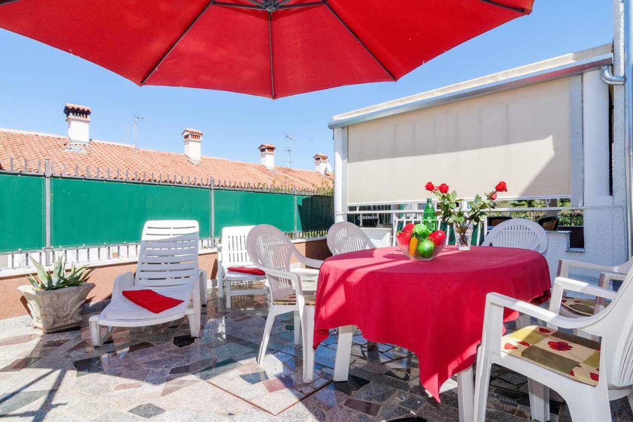 Villa California ポレッチ エクステリア 写真