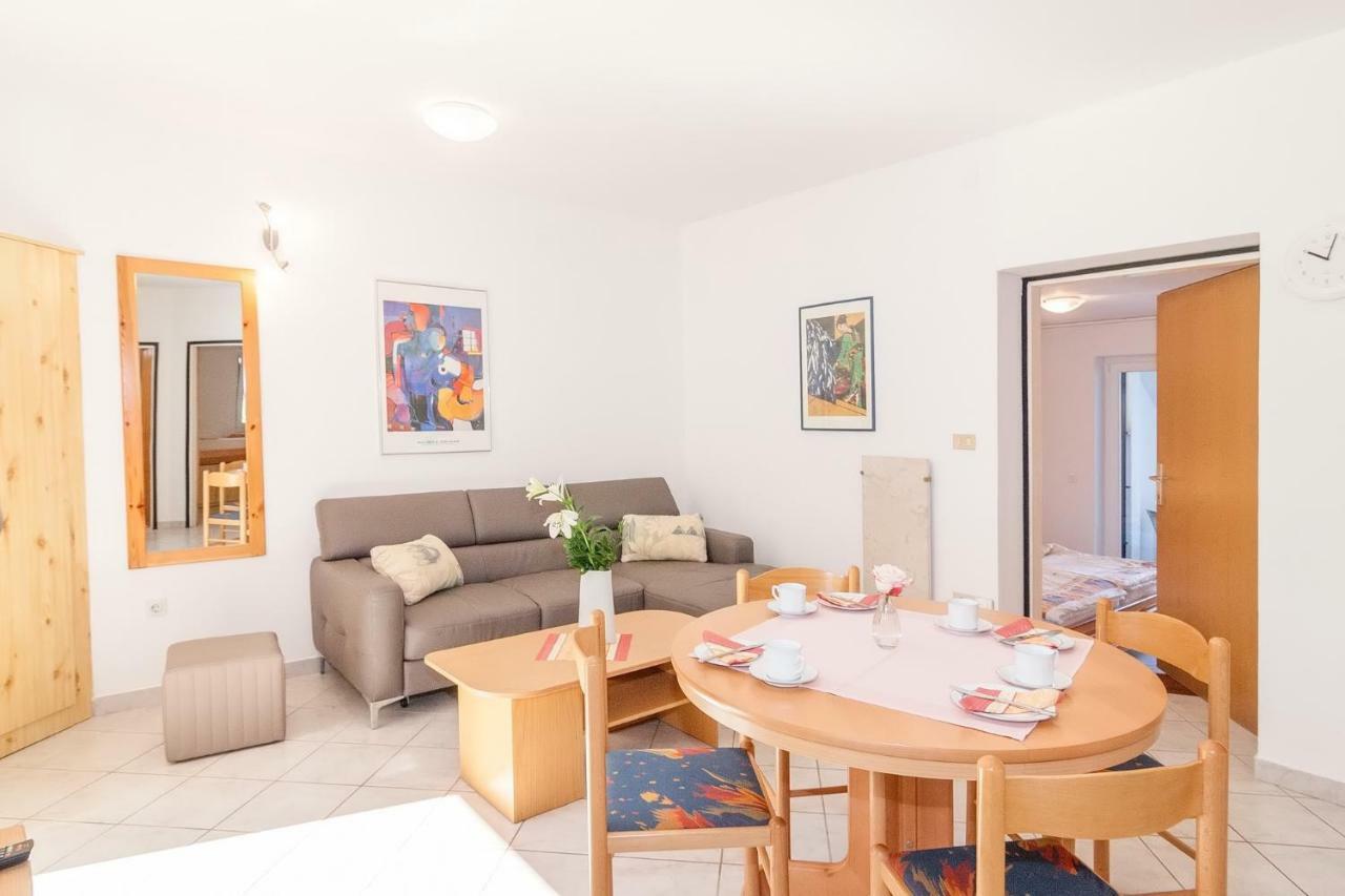 Villa California ポレッチ エクステリア 写真